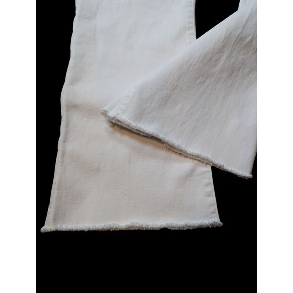 Gap White Kick Fit High Rise Raw Hem Casual Classic Stretchy Jeans Size 30/10T - Picture 4 of 9